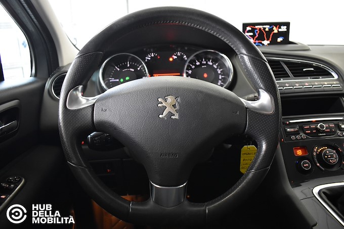 PEUGEOT 5008 2.0 HDi 150CV Active
